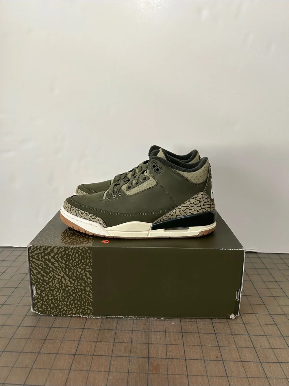 Jordan 3 Retro ‘Family Affair’